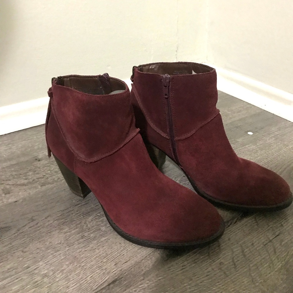 Steve Madden Burgundy Booties